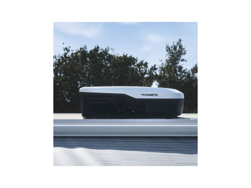 Dometic FreshJet FJX4 1500M, rooftop air conditioner for campervans