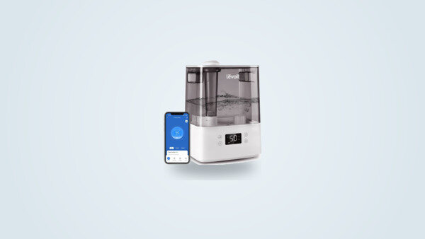 Humidificateur connecté Levoit Classic 300S dans une chambre